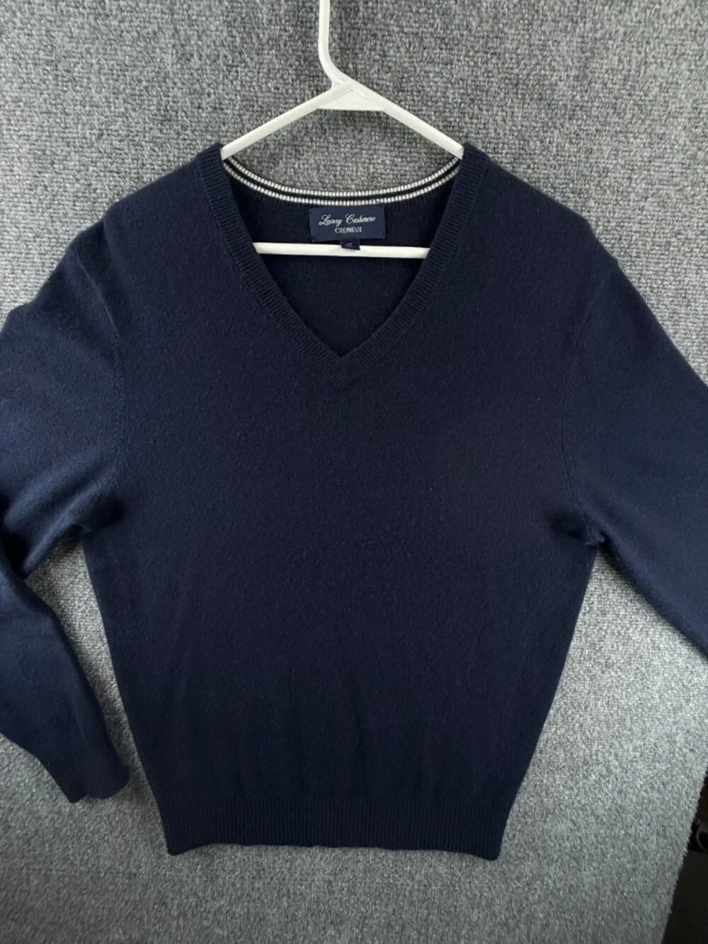 Daniel Cremieux Luxury Cashmere V Neck Knit Navy Blue Pullover Sweater Soft Med